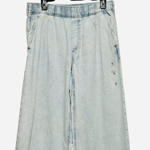 NWOT GAP High Rise Tall Baggy Wide Leg Lightwash Ultrasoft Denim Jeans Sz Medium - Picture 3 of 15